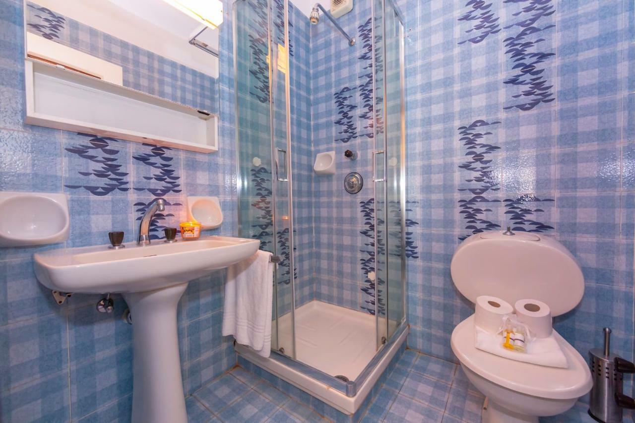 ルガーノCasa Taddeiアパートメント エクステリア 写真